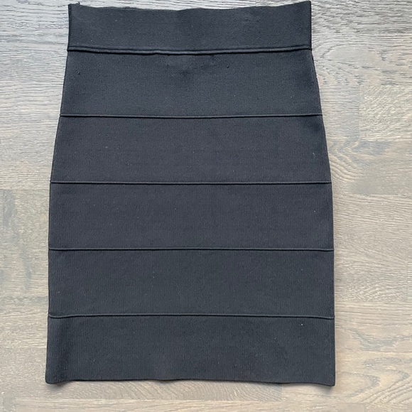 BEDO High Waist Fitted Skirt - Picture 2 of 5